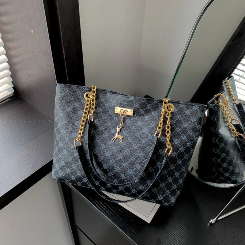 Women Soft Leather Tote Bag Large Capacity Shoulder Handbag with Hanging Charm Accessories