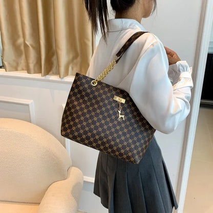 Women Soft Leather Tote Bag Large Capacity Shoulder Handbag with Hanging Charm Accessories