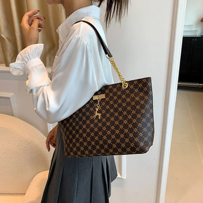 Women Soft Leather Tote Bag Large Capacity Shoulder Handbag with Hanging Charm Accessories